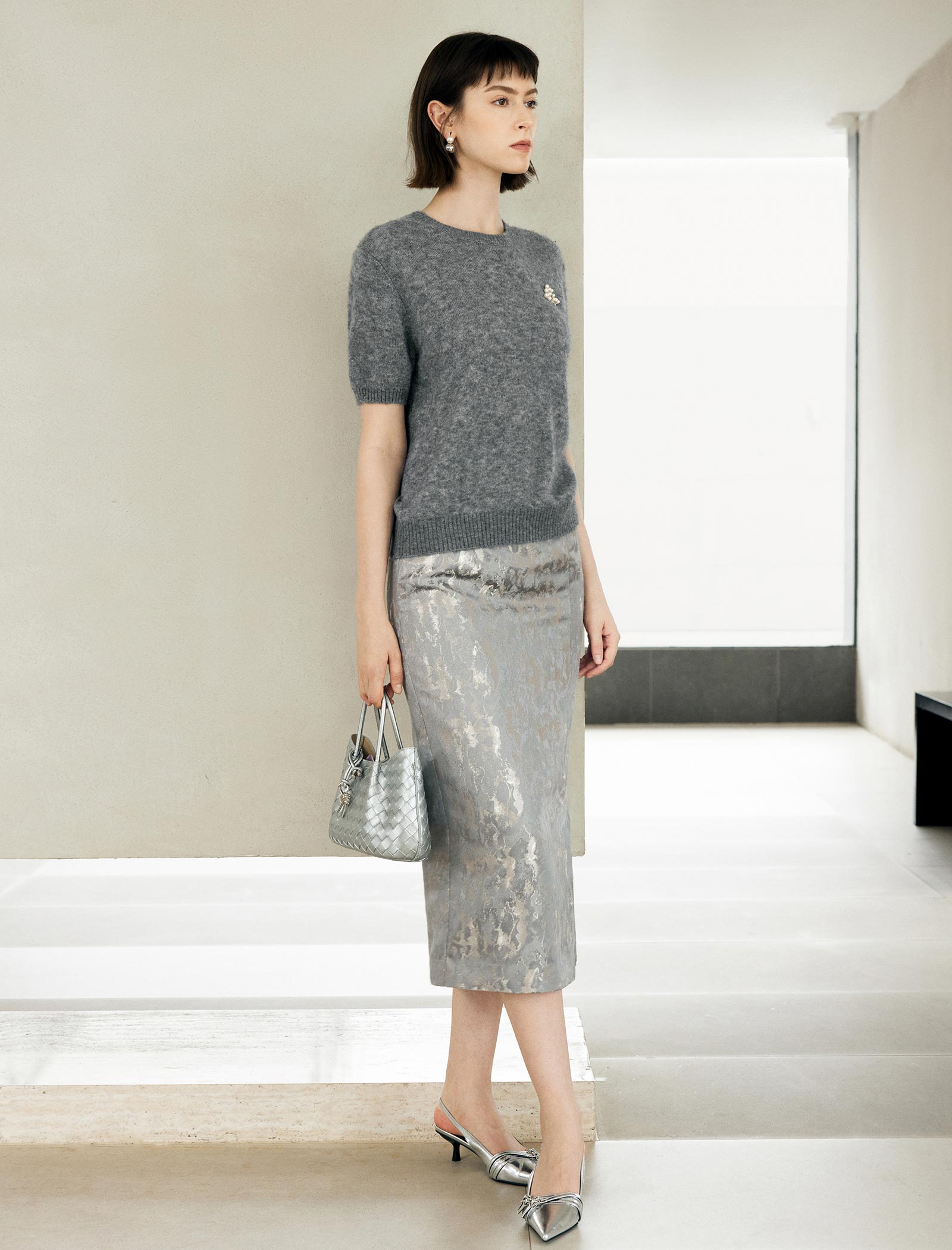 Wool Blend Pearl Brooch Short Sleeve Sweater