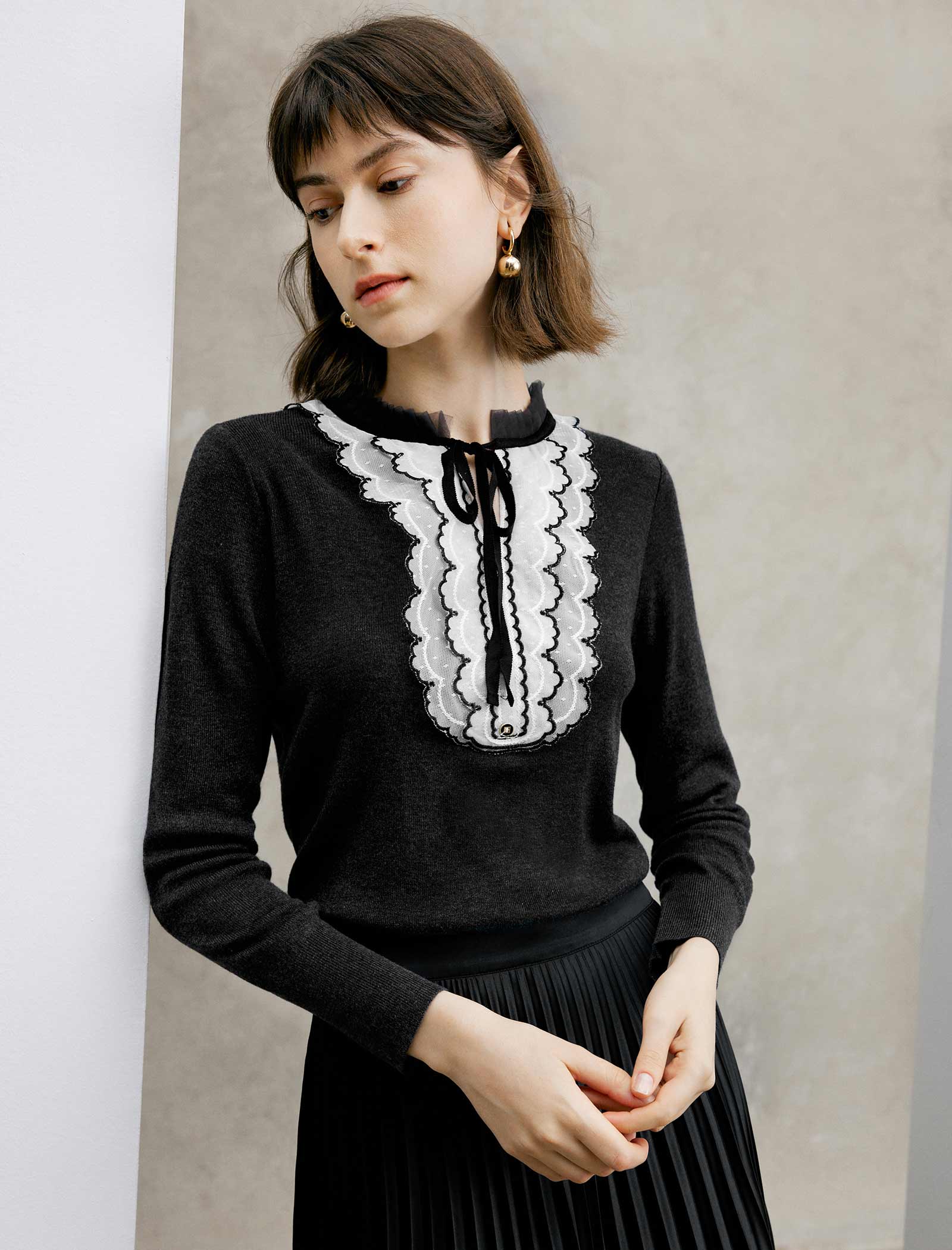 Lace Trim Knit Blouse