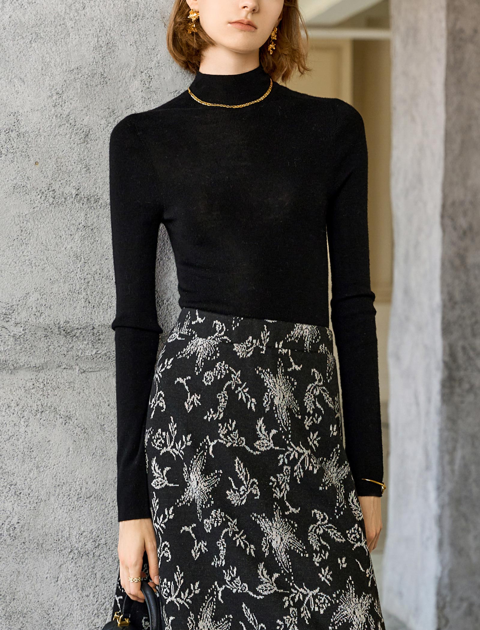 100% Wool Mock Neck Knit Top