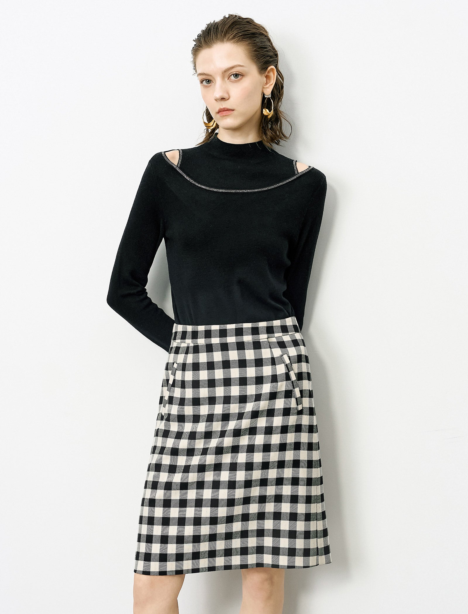 Slim Fit Cutout High Neck Long-Sleeve Knit Top